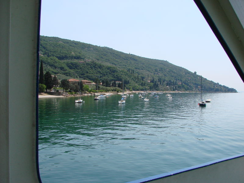 Veerboot Torri de Benaco-Maderno
