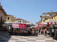 Italie019-Markt_Lazise.jpg