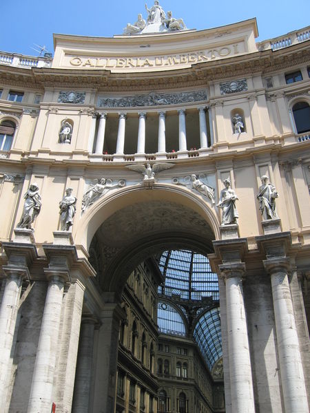 Toegang tot de Galeria d'Umberto I
