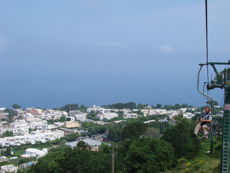 Stoeltjeslift naar Monte Solaro Capri
