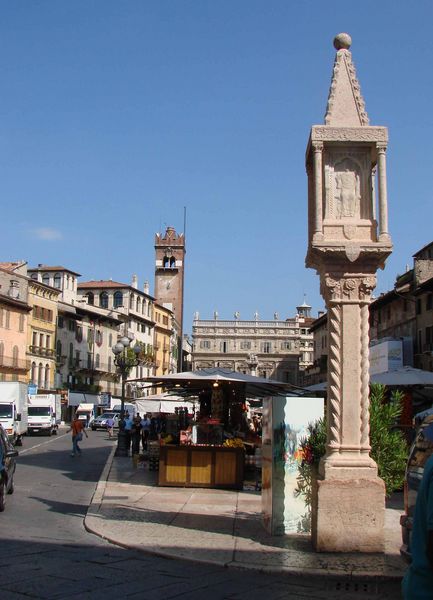 Verona Piazza del'Erbe
