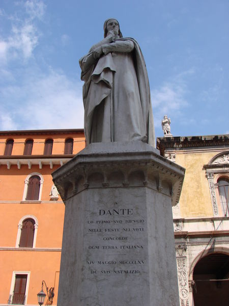 Dante in Verona
