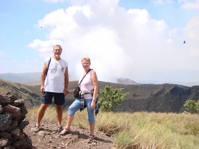 Wandelen over randje krater (de graat)
