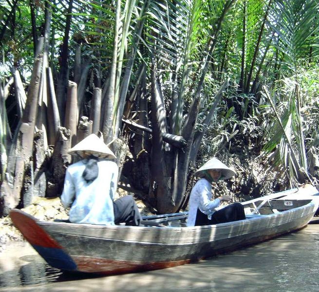 Rondvaren in de Mekong Delta

