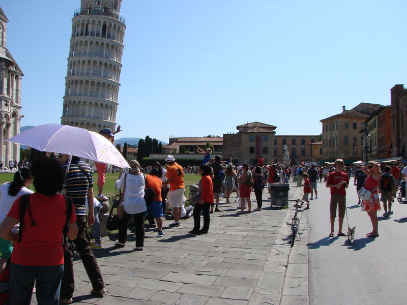 Piazza del Duomo
Keywords: Pisa