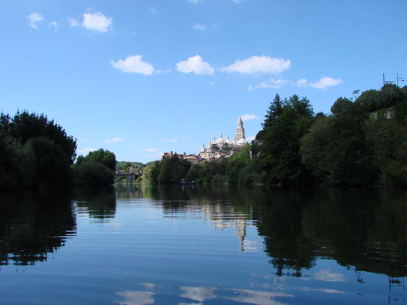 Vanuit de boot, PÃ©rigueux Cathedral
