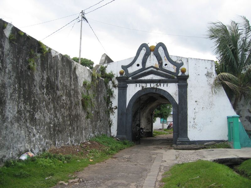 Toegangspoort Fort Oranje

