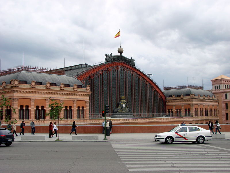 Station Atocha  is het grootste spoorwegstation van Madrid
