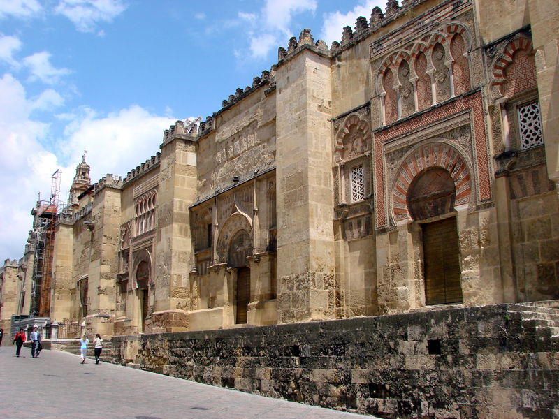 Buitenmuur Mezquita Cordoba
