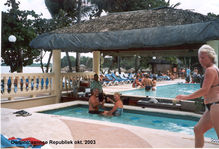 2003-10_dominicaanse_republiek_zwembad.jpg